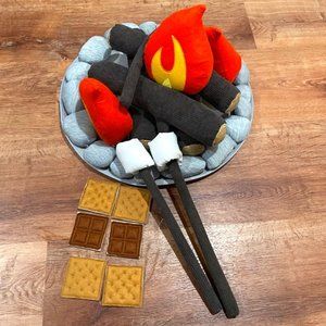 Coco Village play S'mores and campfire